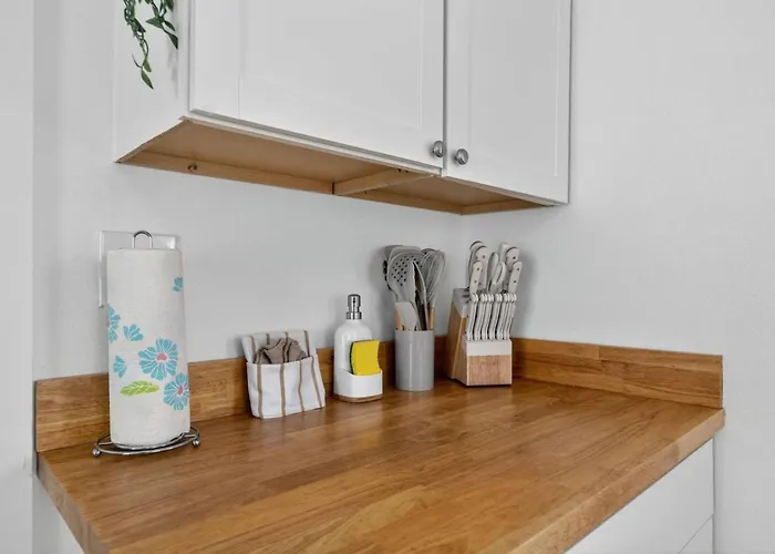 Holiday home Unit 11 Simple Affordable Minutes From Nas *