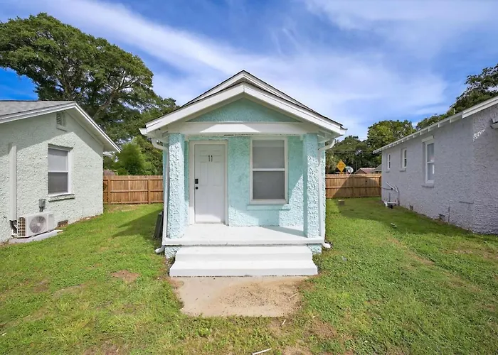 Holiday home Unit 11 Simple Affordable Minutes From Nas *